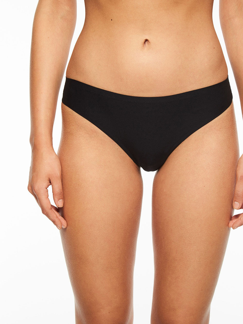 Chantelle Seamless Soft Stretch Thong Black – Belle Mode Intimates
