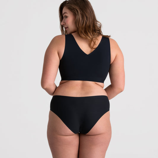 Evelyn & Bobbie Wire Free Defy Bra in Black