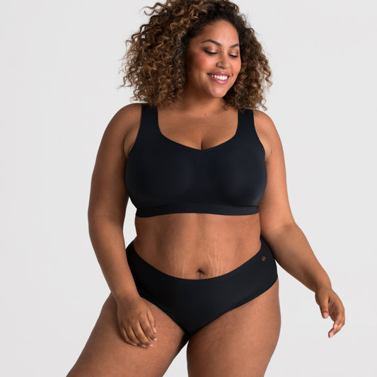 Evelyn & Bobbie Wire Free Defy Bra in Black