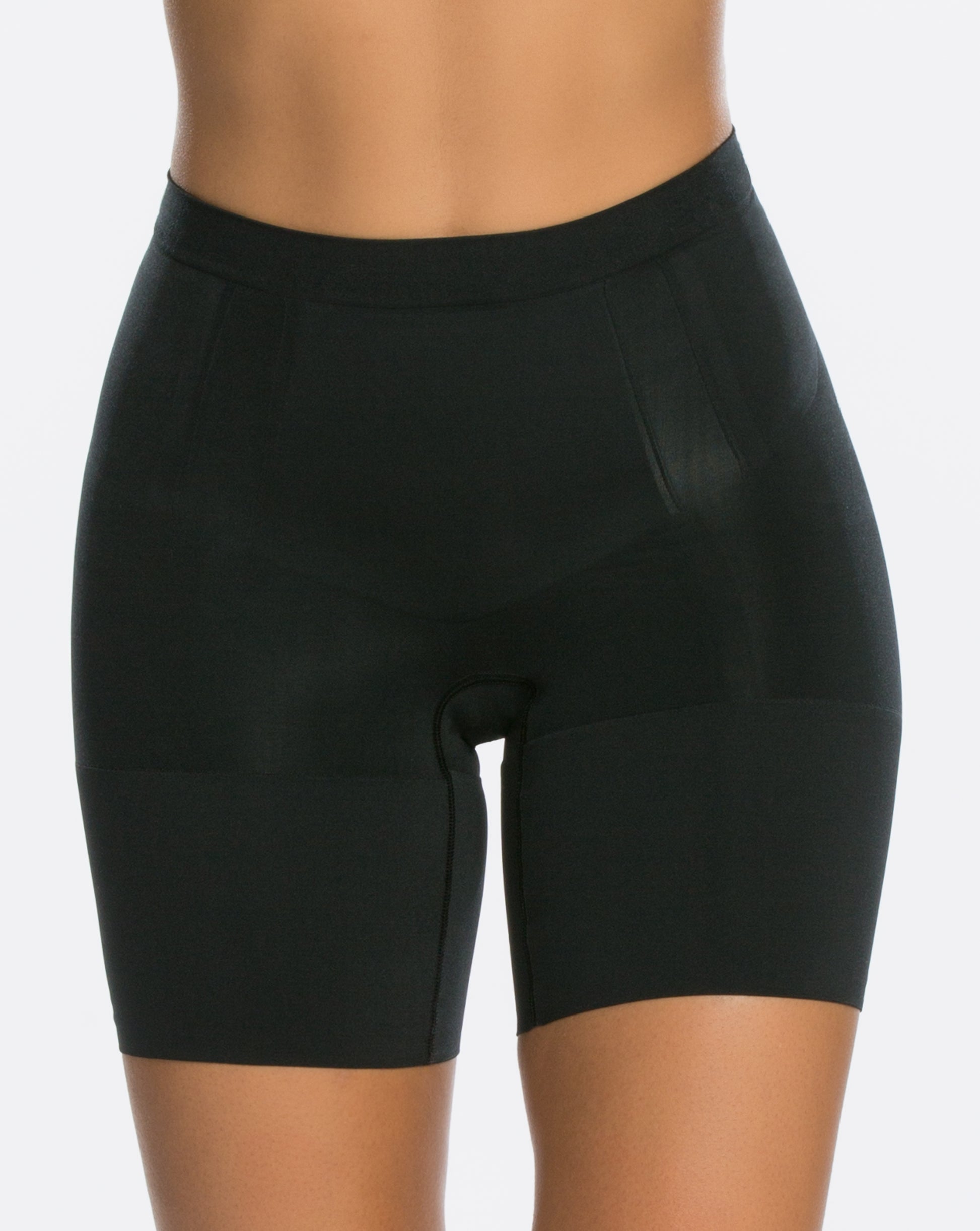 Spanx OnCore Mid-Thigh Short Black – Belle Mode Intimates