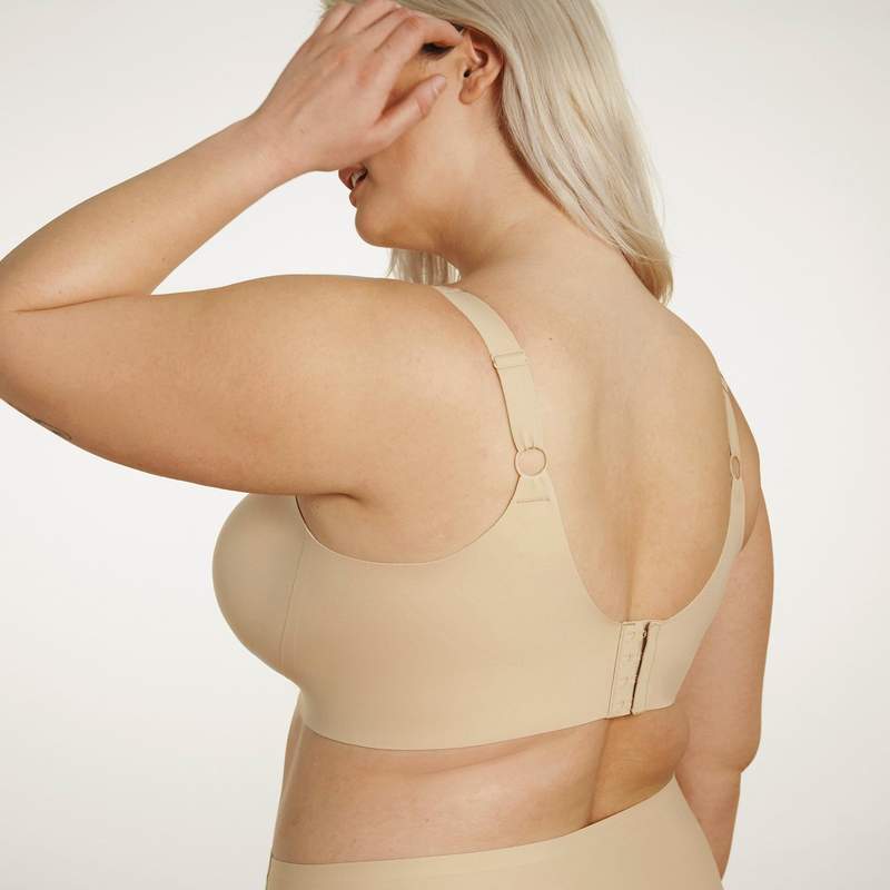 Evelyn & Bobbie Wire Free Beyond Bra in Sand